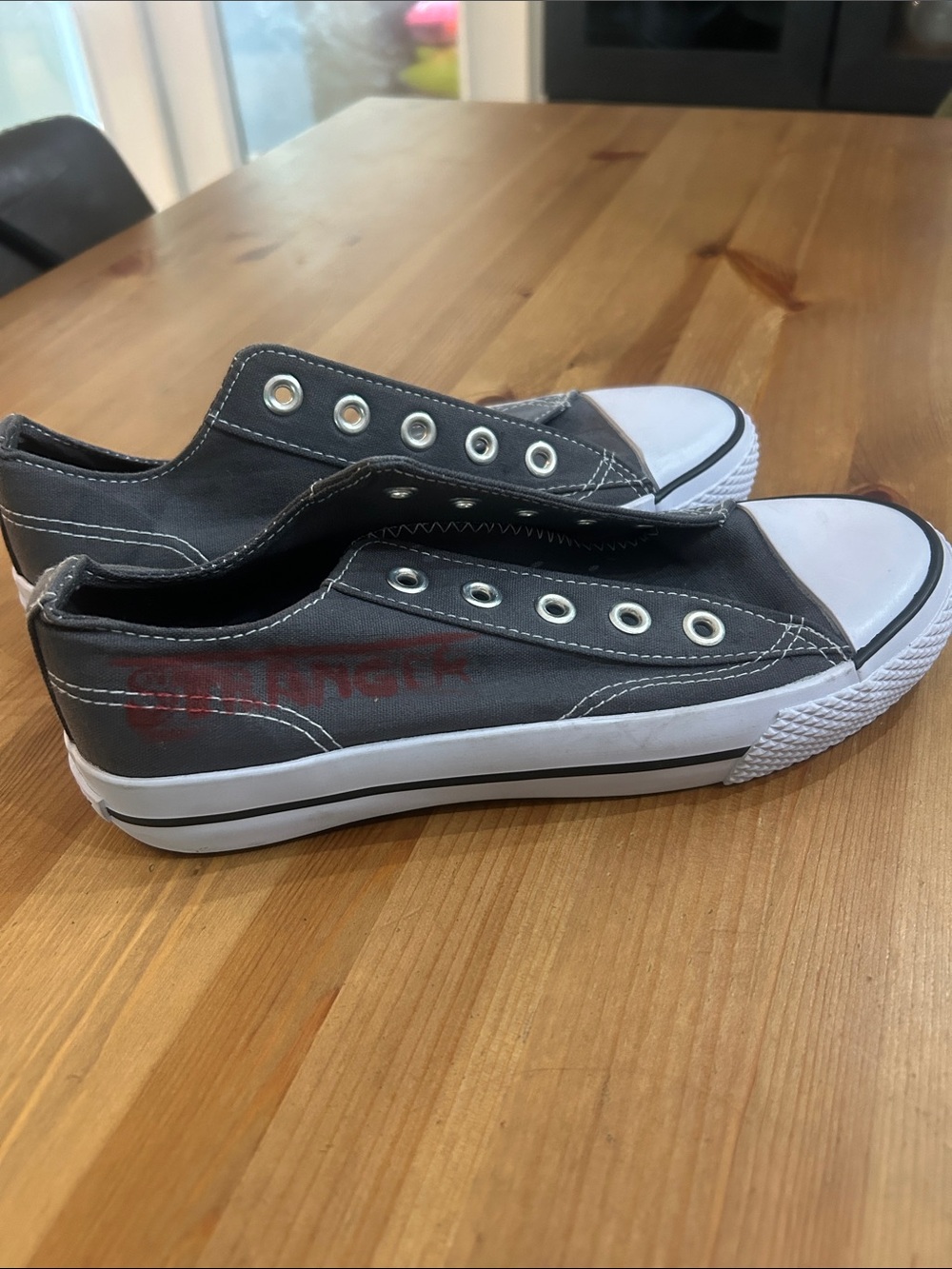 Airwalk stranger things Gray Canvas Low-Top Sneakers with White Rubber Toe
